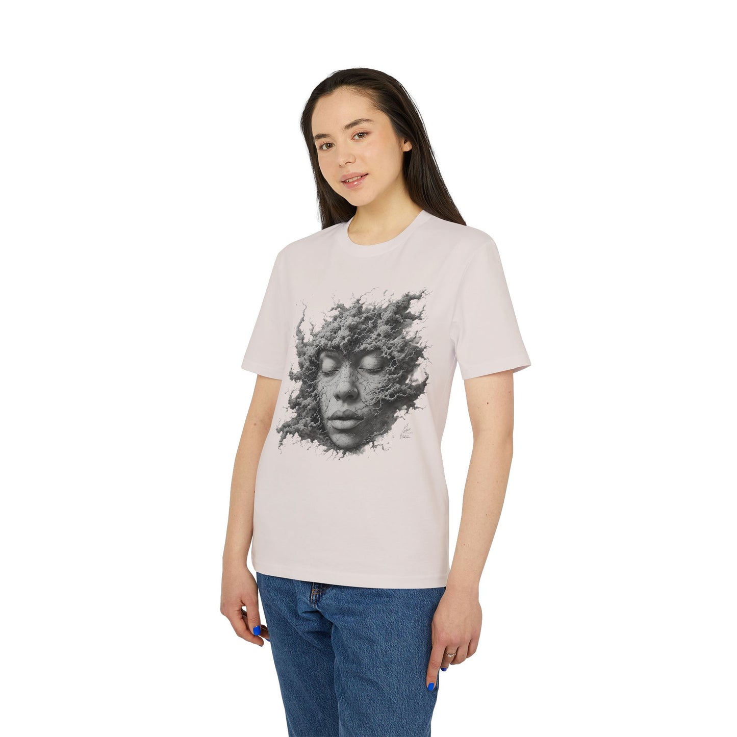 Ucique Dust of Silence T-Shirt – Surreal Face Fragment Design | Organic Cotton Eco Streetwear