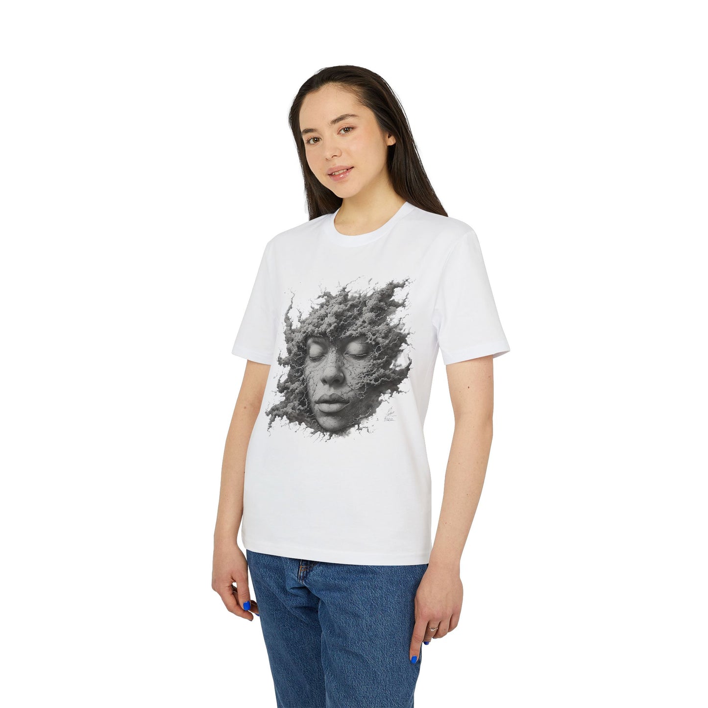 Ucique Dust of Silence T-Shirt – Surreal Face Fragment Design | Organic Cotton Eco Streetwear